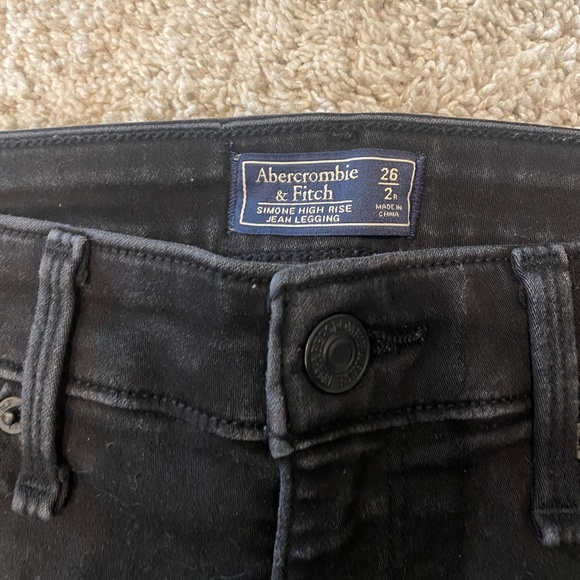 Abercrombie and Fitch High-Rise Black Jeggings - Picture 2 of 4